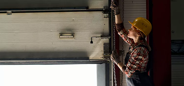Addressing Common Garage Door Stoppage Issues in Horizon City, TX